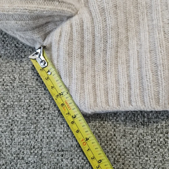 GLOWNY  RIBBED SHORTS WOMEN TAN SMALL CHIC ATHLEISURE Cashmere Wool Nylon Blend - Picture 9 of 10